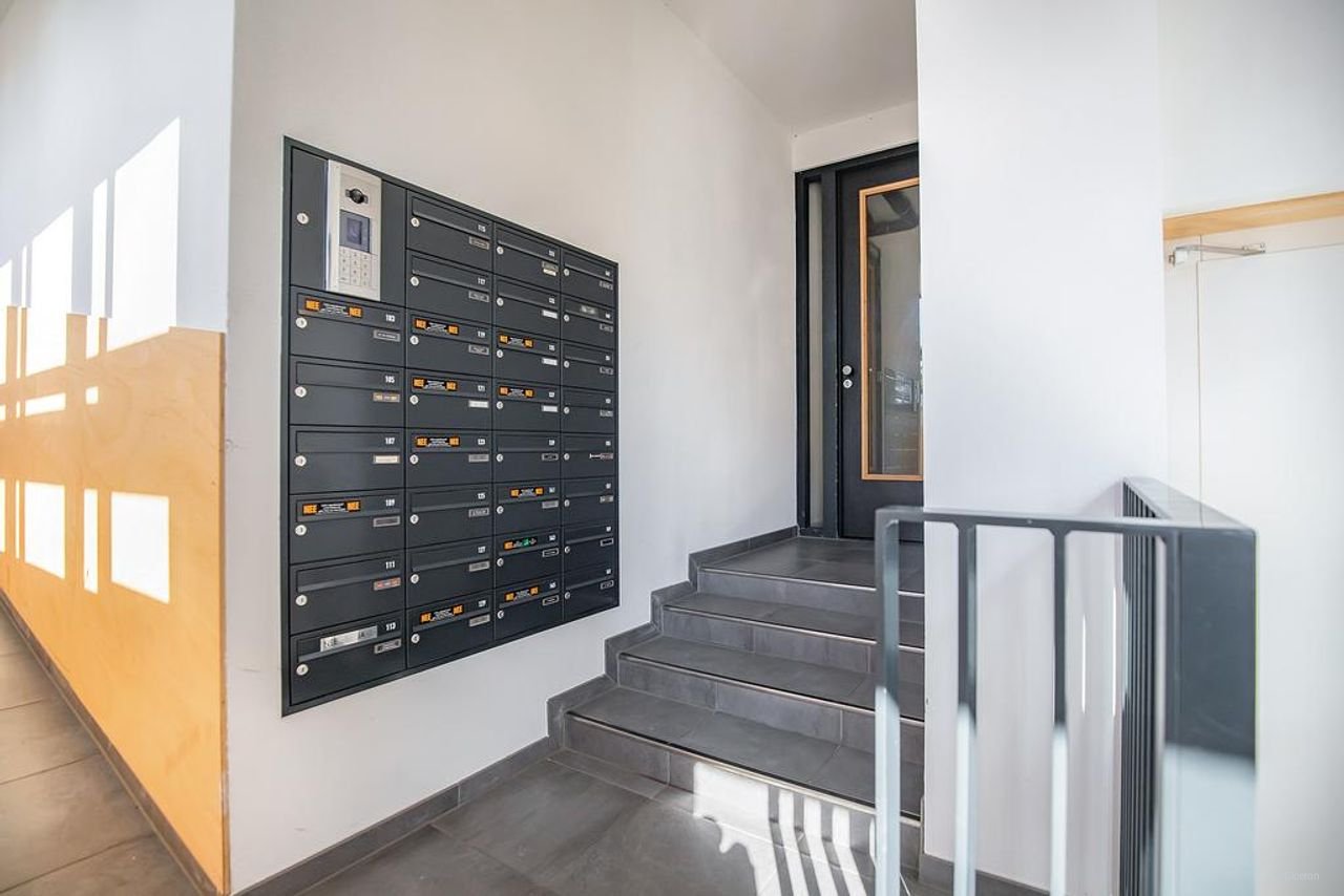 Industrial loft (131 m²) with roof terrace - Image 9