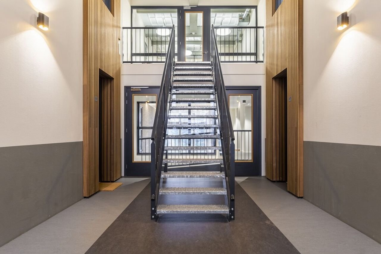 Industrial loft (131 m²) with roof terrace - Image 28