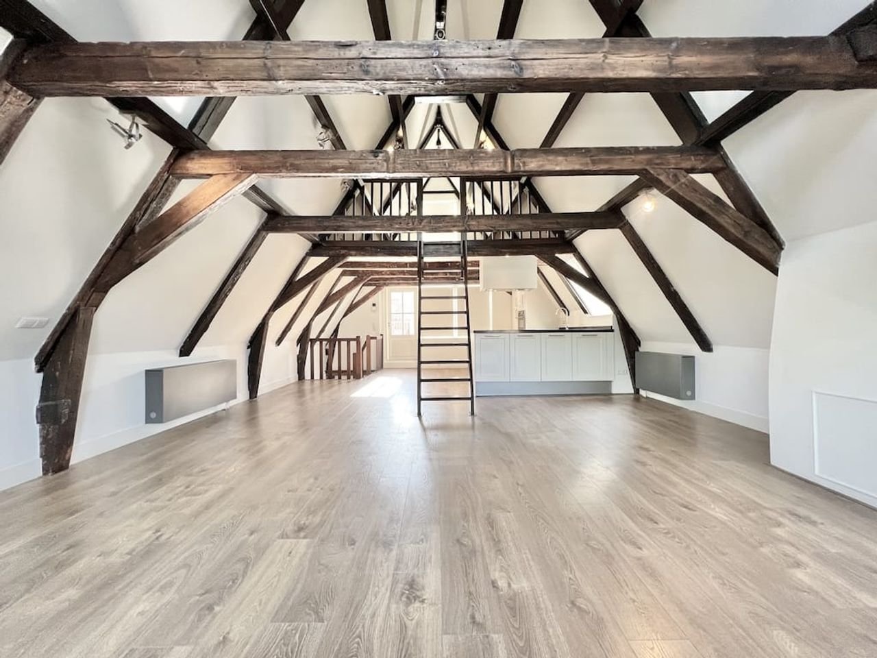 125 m² aan de gracht met terras - Afbeelding 1