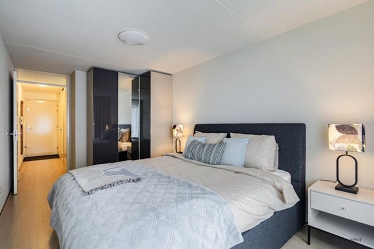 Gemeubileerd appartement met garage in Stadshart - Afbeelding 11