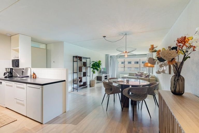 Gemeubileerd appartement met garage in Stadshart - Afbeelding 3