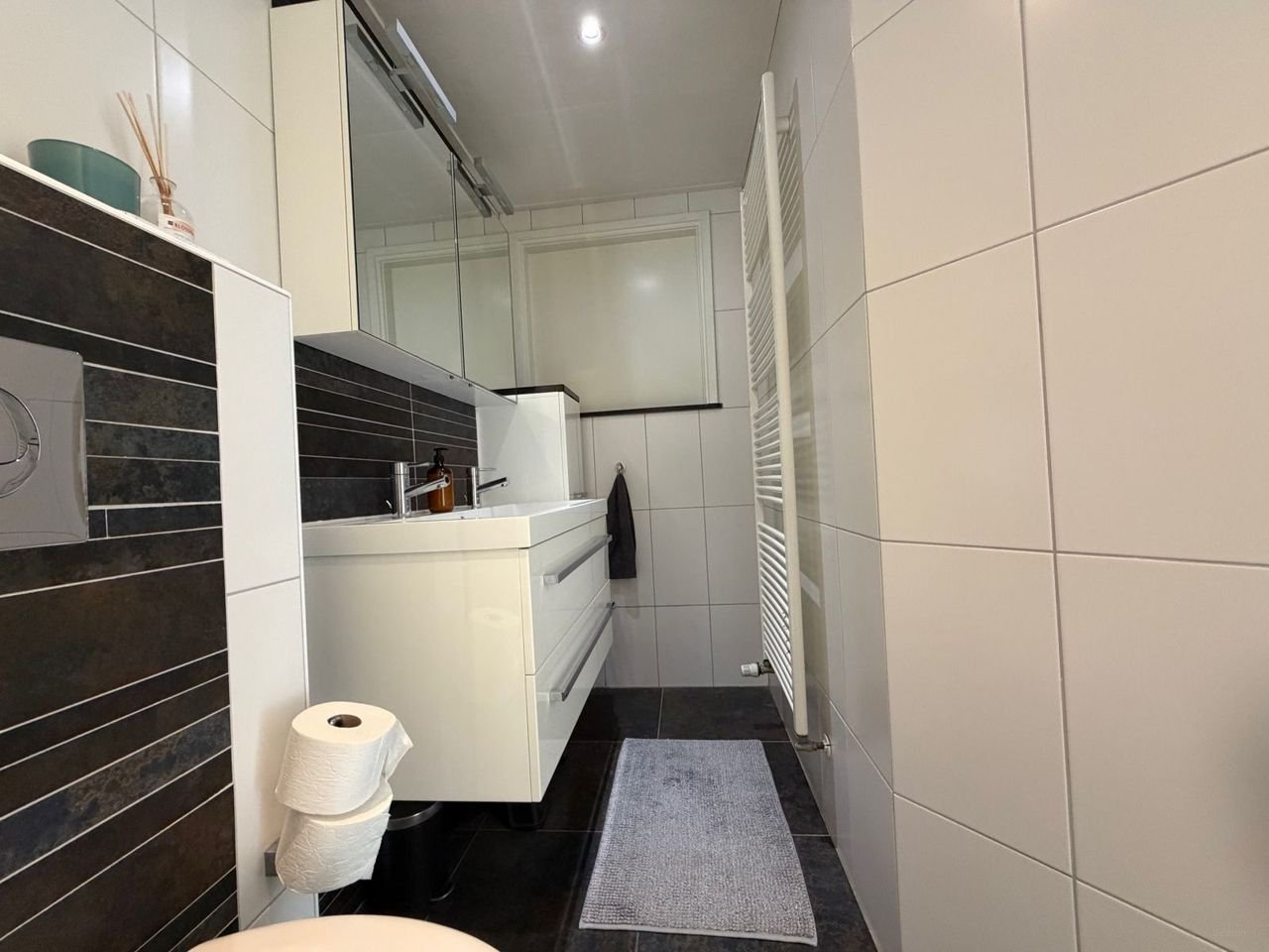 Maisonette on Oudestraat with balcony - Image 11