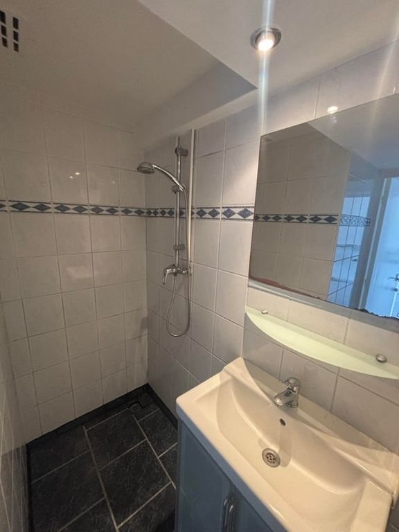 3-kamer appartement met balkon in Enschede - Afbeelding 11