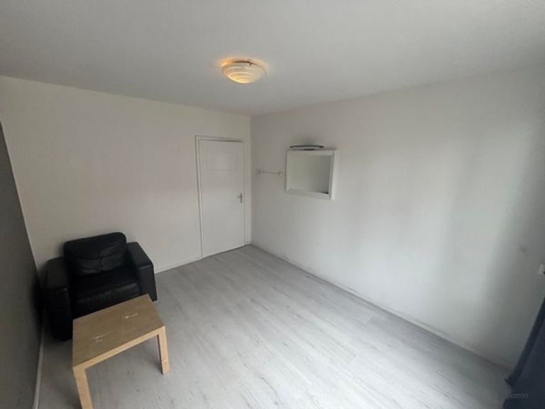 3-kamer appartement met balkon in Enschede - Afbeelding 10