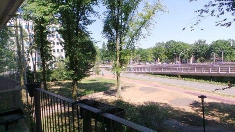 Gemeubileerd appartement met groen uitzicht - Afbeelding 13