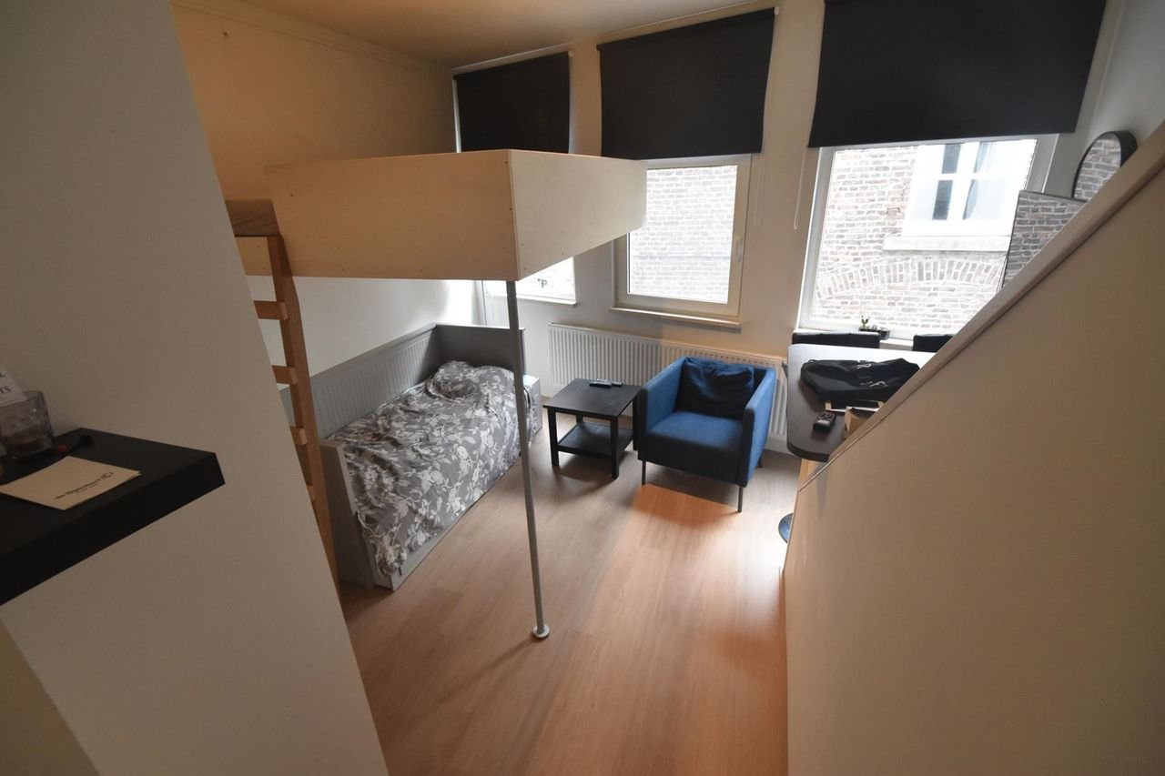 Furnished studio with mezzanine on the Gats - Image 1