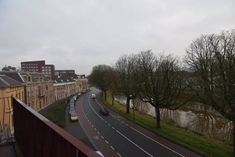 Apartment with parking space and scenic views - Image 15