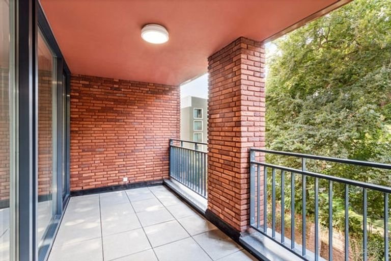 Modern appartement aan het Polverpark - Afbeelding 27