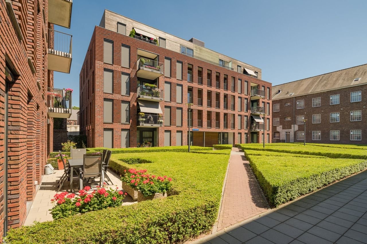 Comfortable 65+ apartment in the city center - Image 1