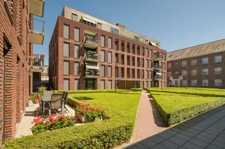 Comfortable 65+ apartment in the city center