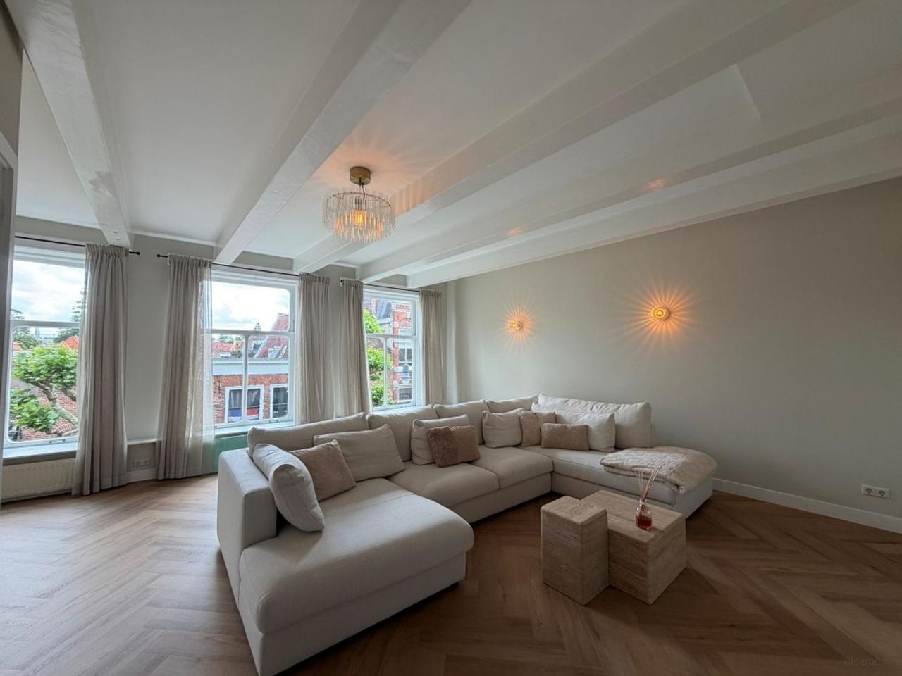 Loft met dakterras in hartje Haarlem - Afbeelding 1