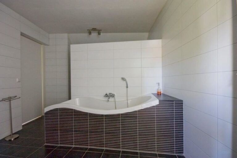 Ruime tweekapper met oprit in Ulvenhout - Afbeelding 5