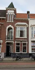 Modern appartement in Oude Westen met twee balkons