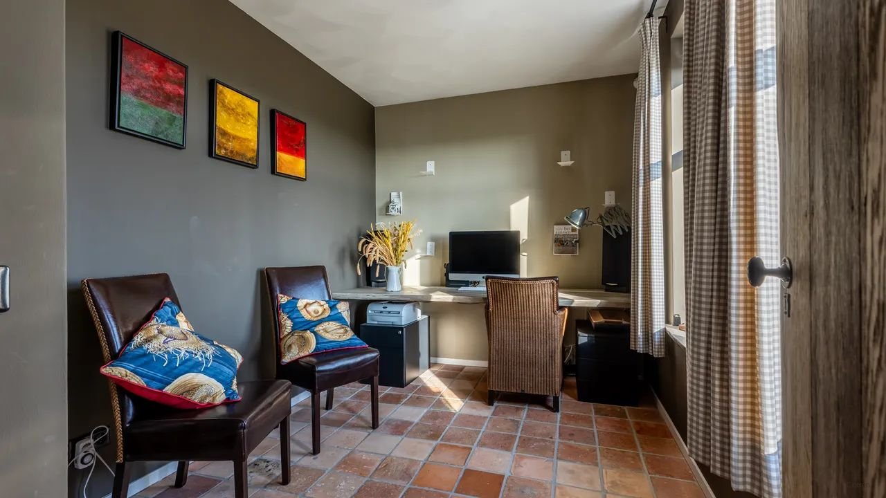 Detached living between forest and dunes - Image 12