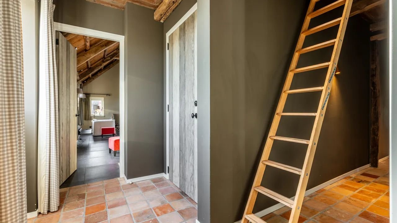 Detached living between forest and dunes - Image 10