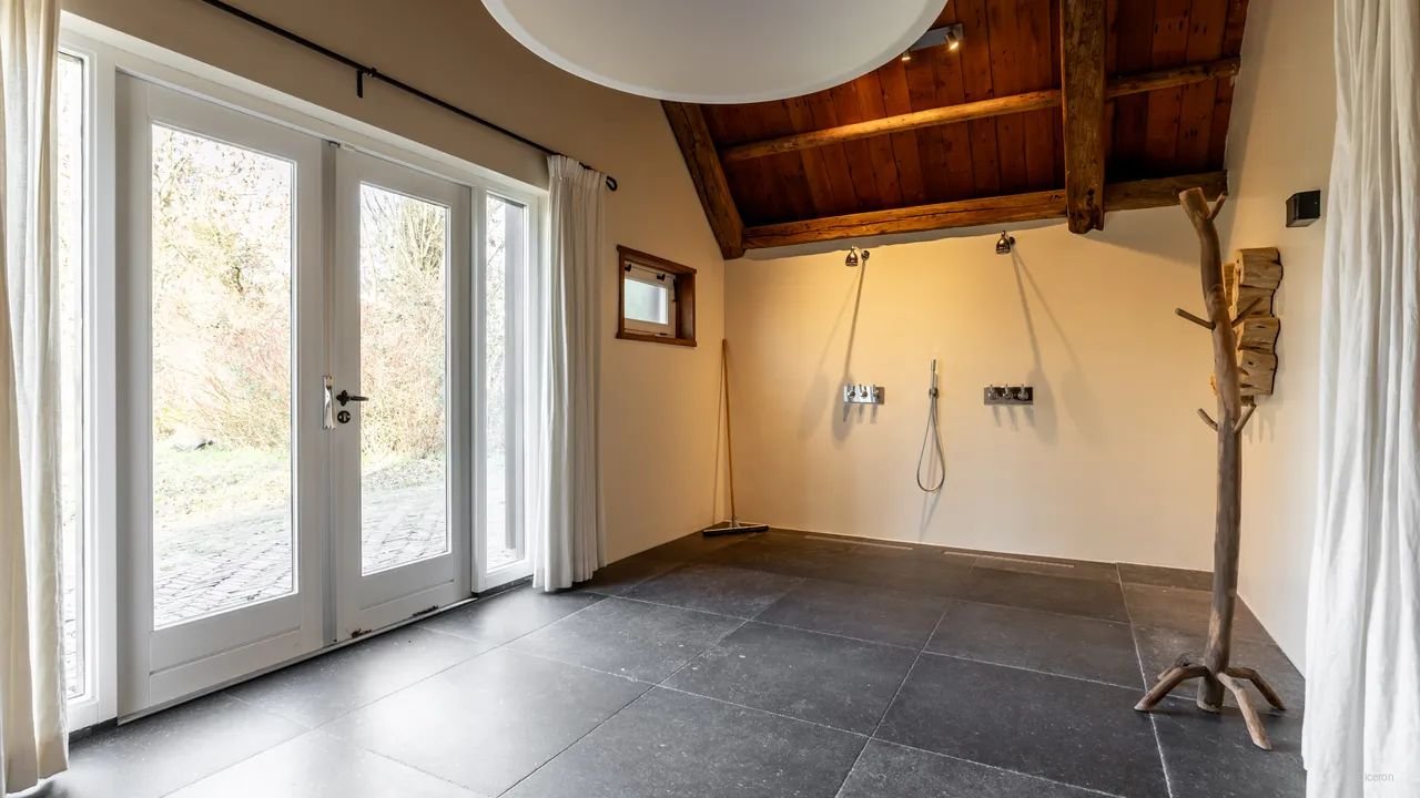 Detached living between forest and dunes - Image 20