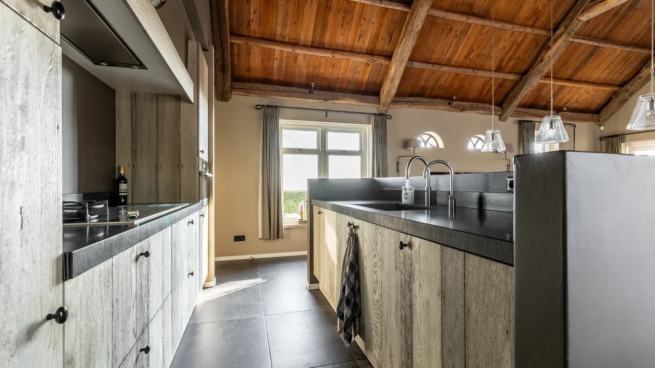 Detached living between forest and dunes - Image 6