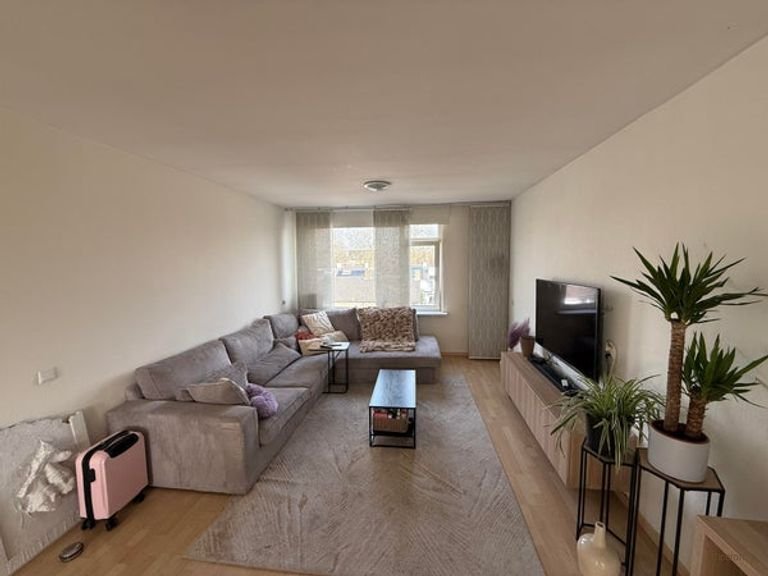 Ruim appartement met balkon in Belfort - Afbeelding 3