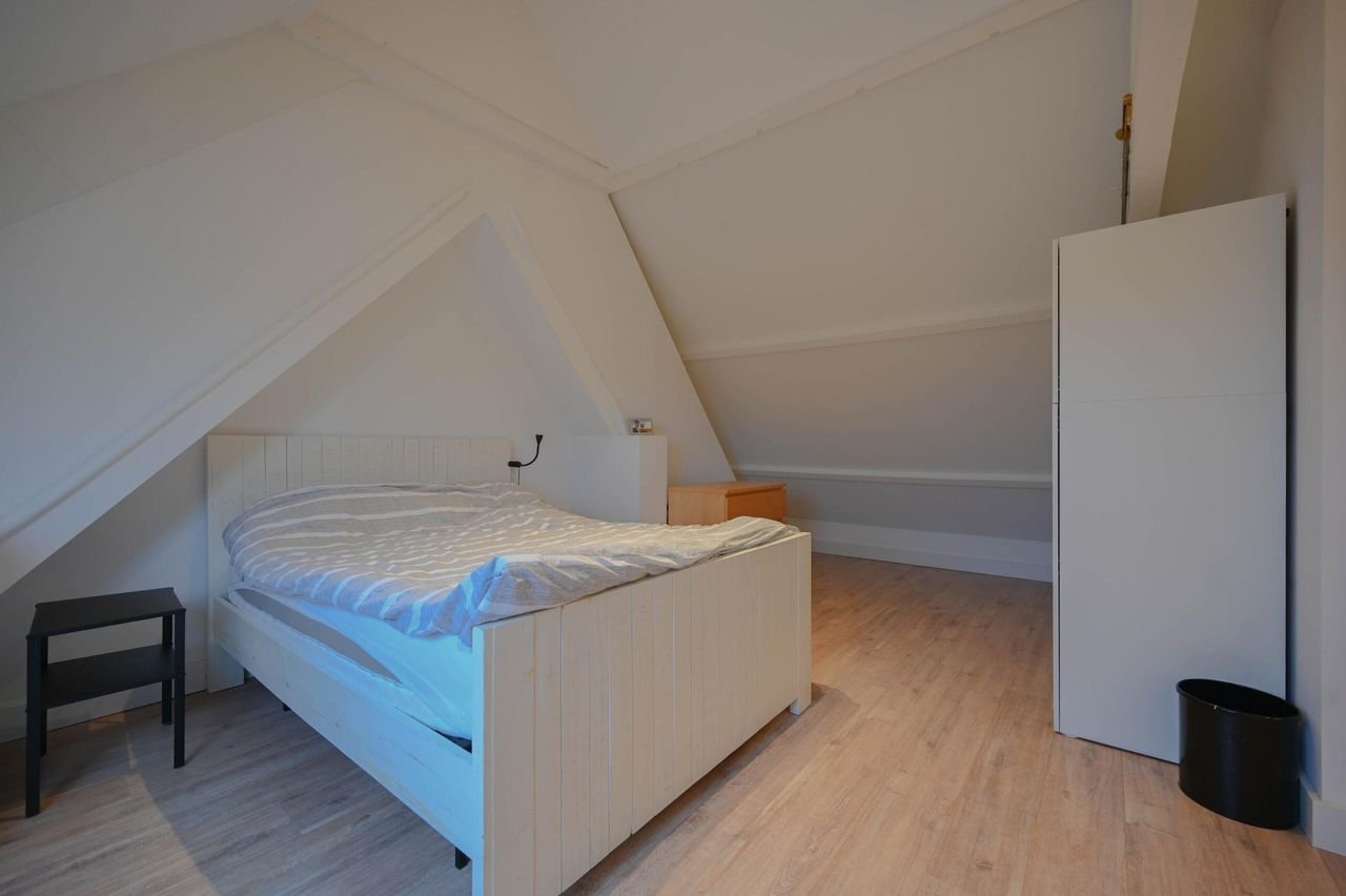 Bright 2-bedroom apartment in Blijdorp - Image 10