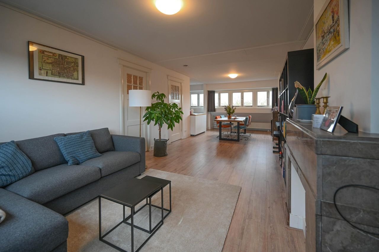 Bright 2-bedroom apartment in Blijdorp - Image 1