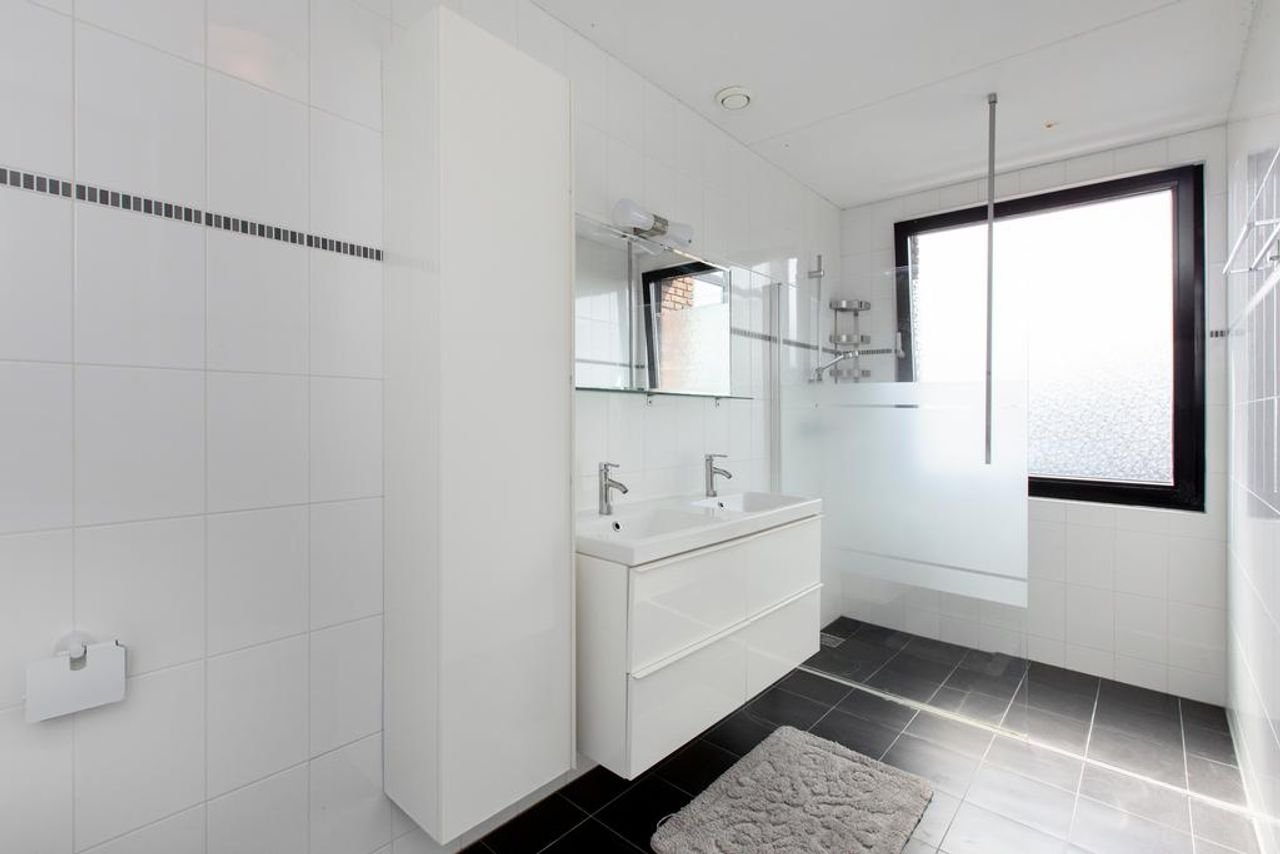 Riant 3-kamerappartement aan het Vredenburg - Afbeelding 19