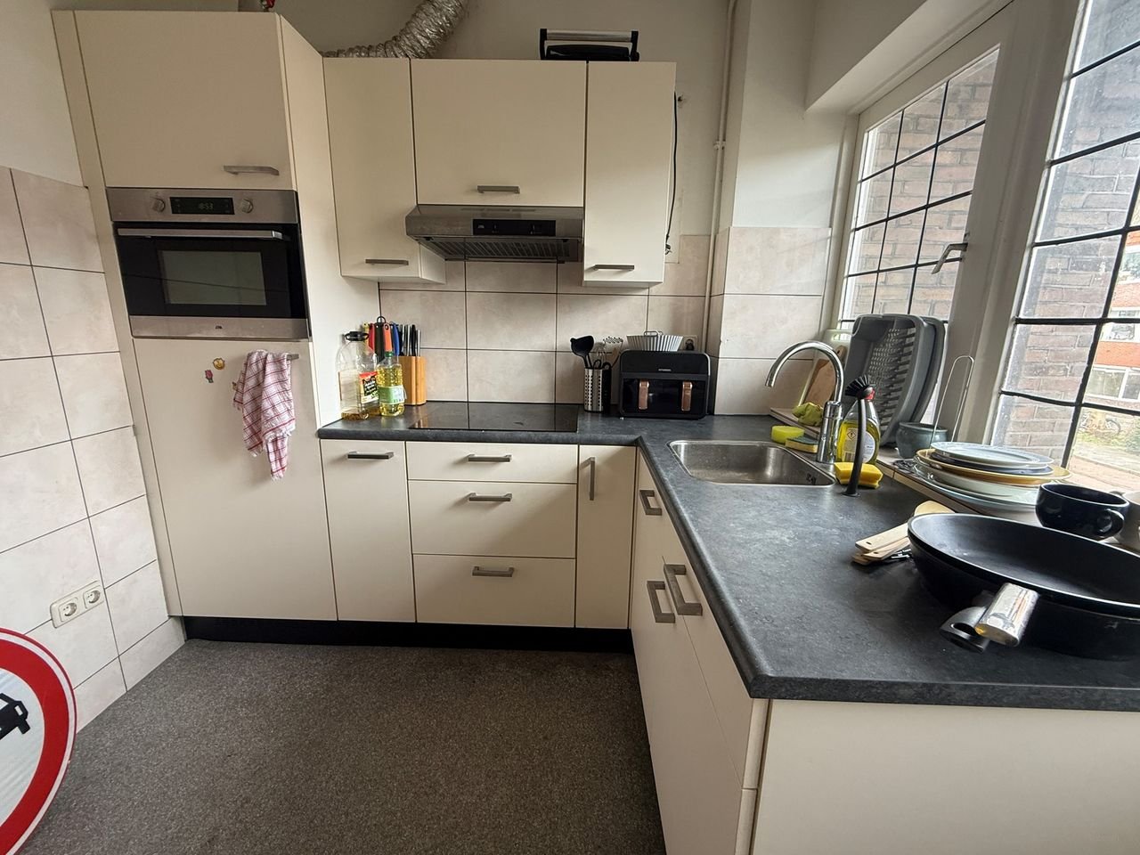 Knusse kamer in de Korrewegwijk - Afbeelding 5