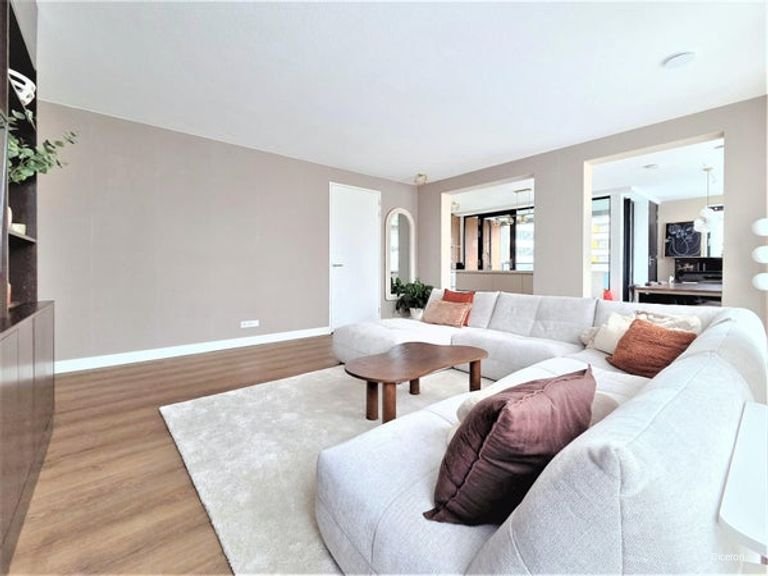 New 2-bedroom apartment (90m²) - Image 4