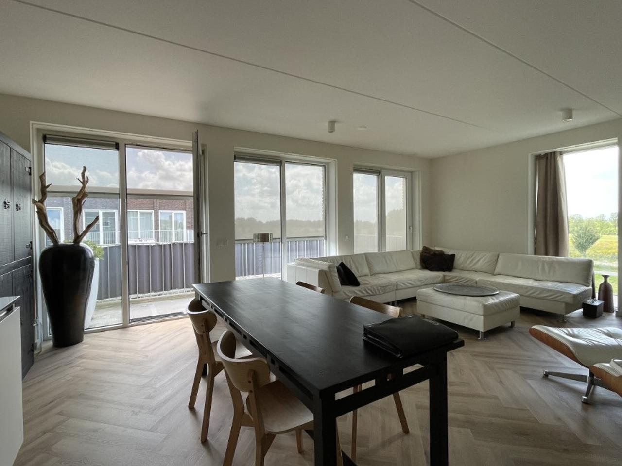 3-room apartment with large balcony in Techum - Image 2