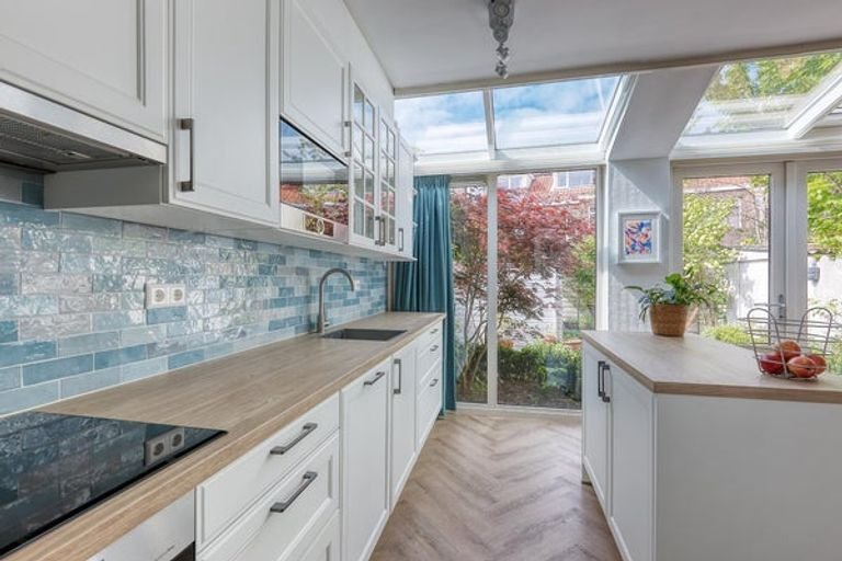 Royaal huis in Voorburg: 6 slaapkamers - Afbeelding 13