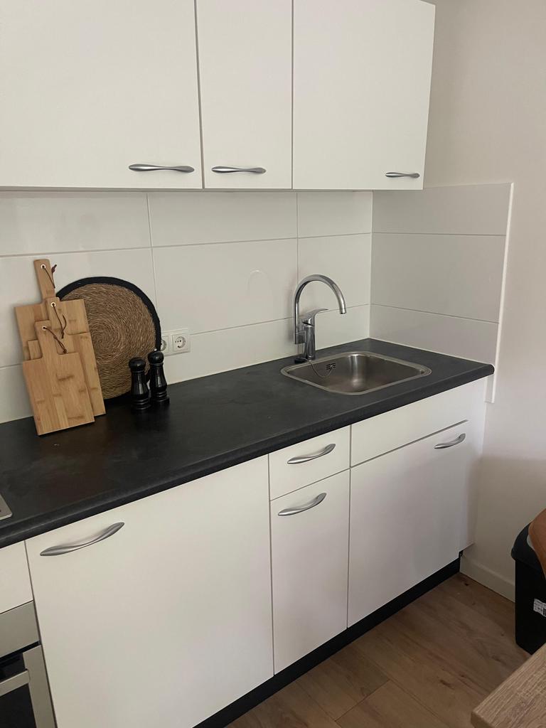 Gerenoveerd 2-kamerappartement in Nieuwe Westen - Afbeelding 3