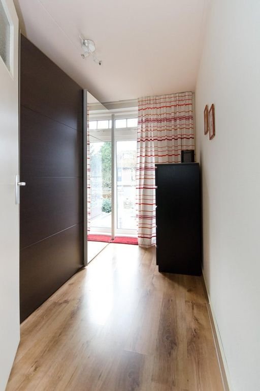 2-onder-1-kap met tuin en haard - Afbeelding 4