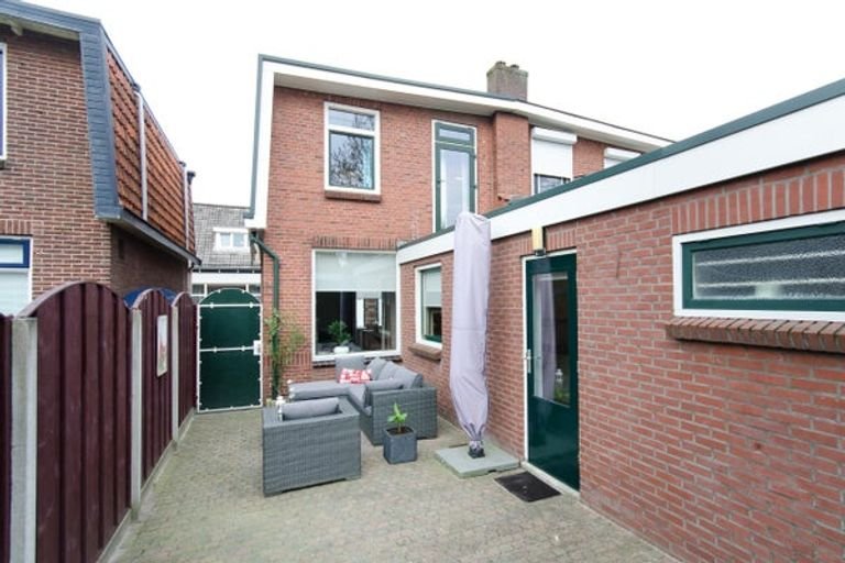 2-onder-1-kap met tuin en haard - Afbeelding 2