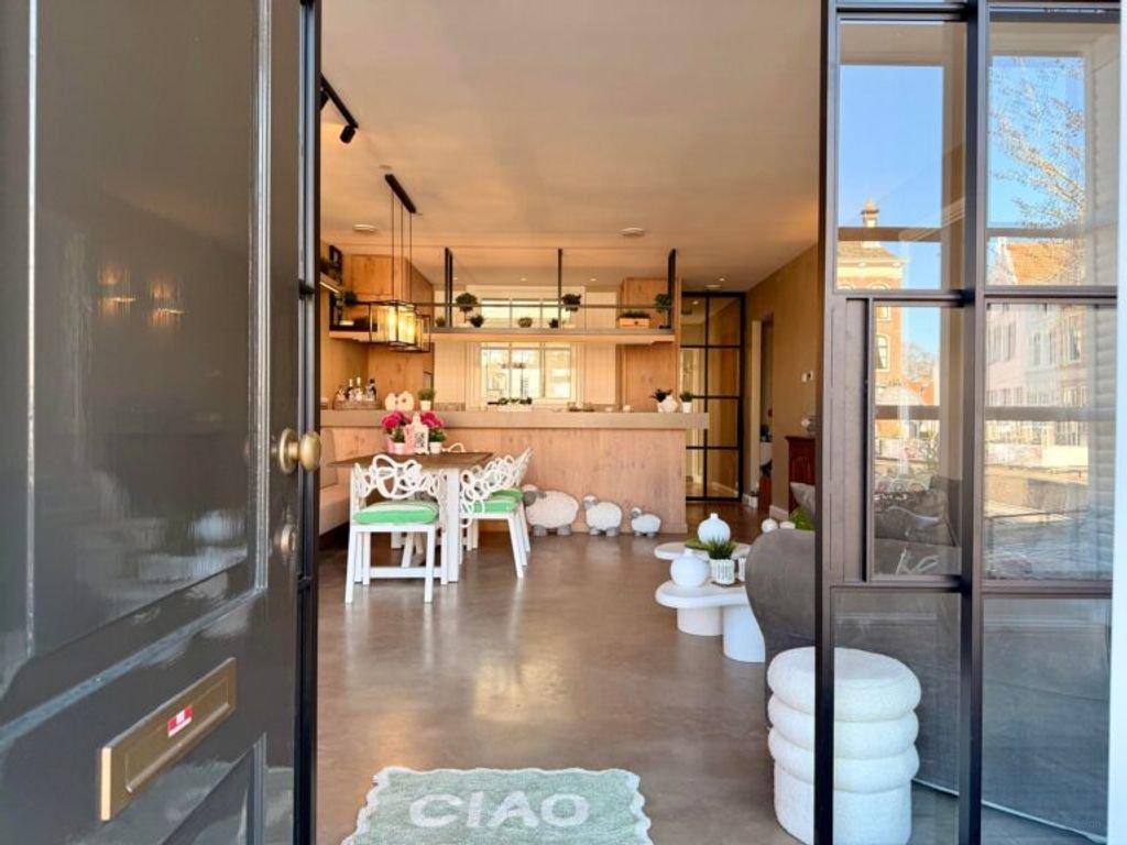 Luxury living by the Goes harbor - Image 2