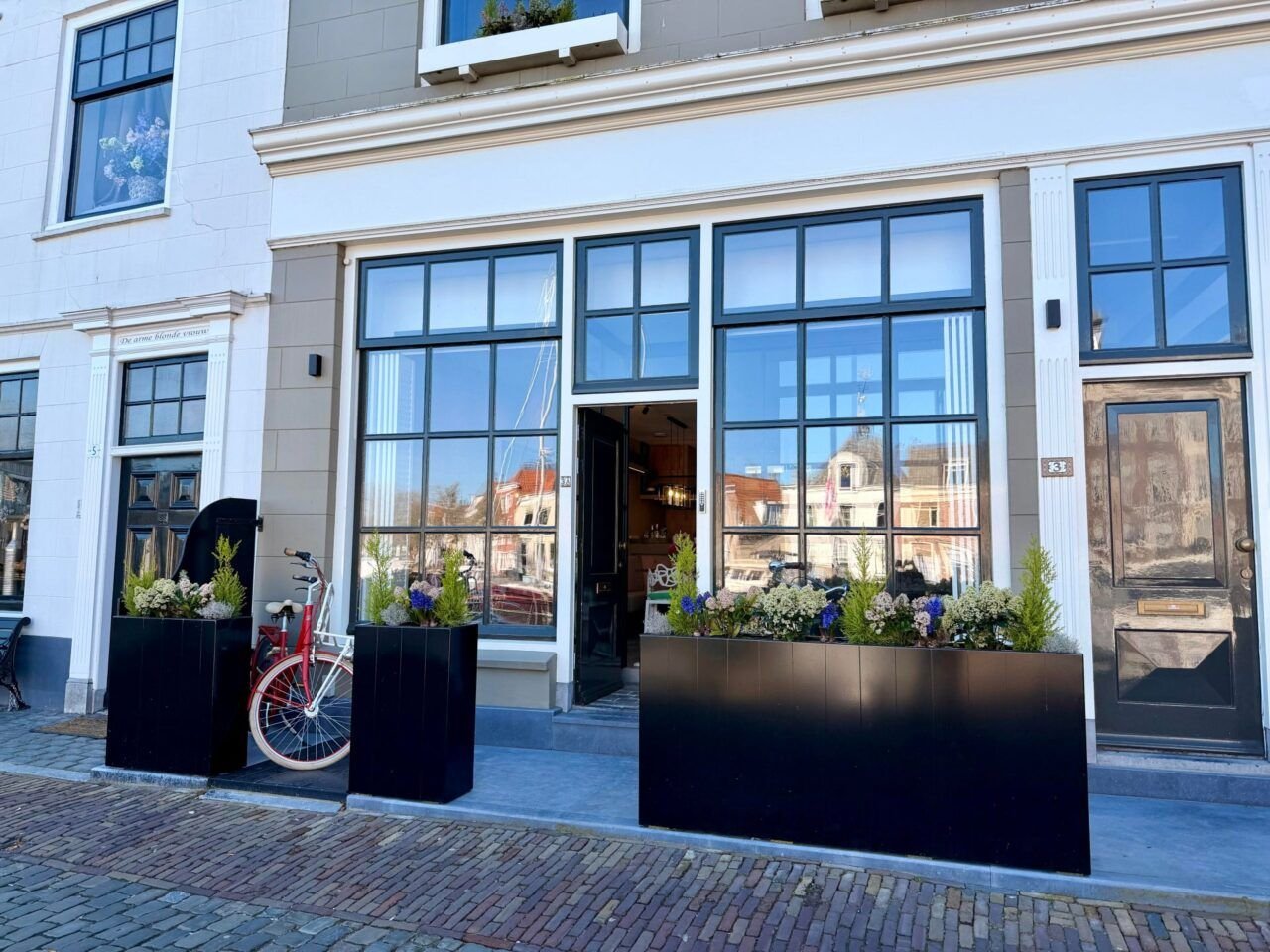 Luxury living by the Goes harbor - Image 1