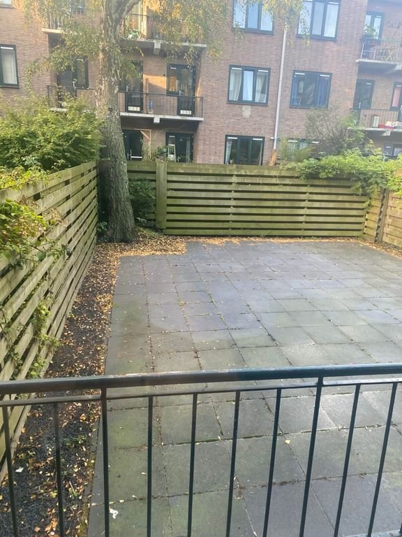 Benedenwoning met tuin in Frankendael - Afbeelding 7