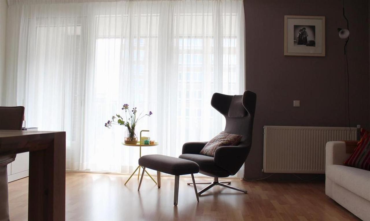 Bright 2-Bedroom Duplex with Balcony - Image 1