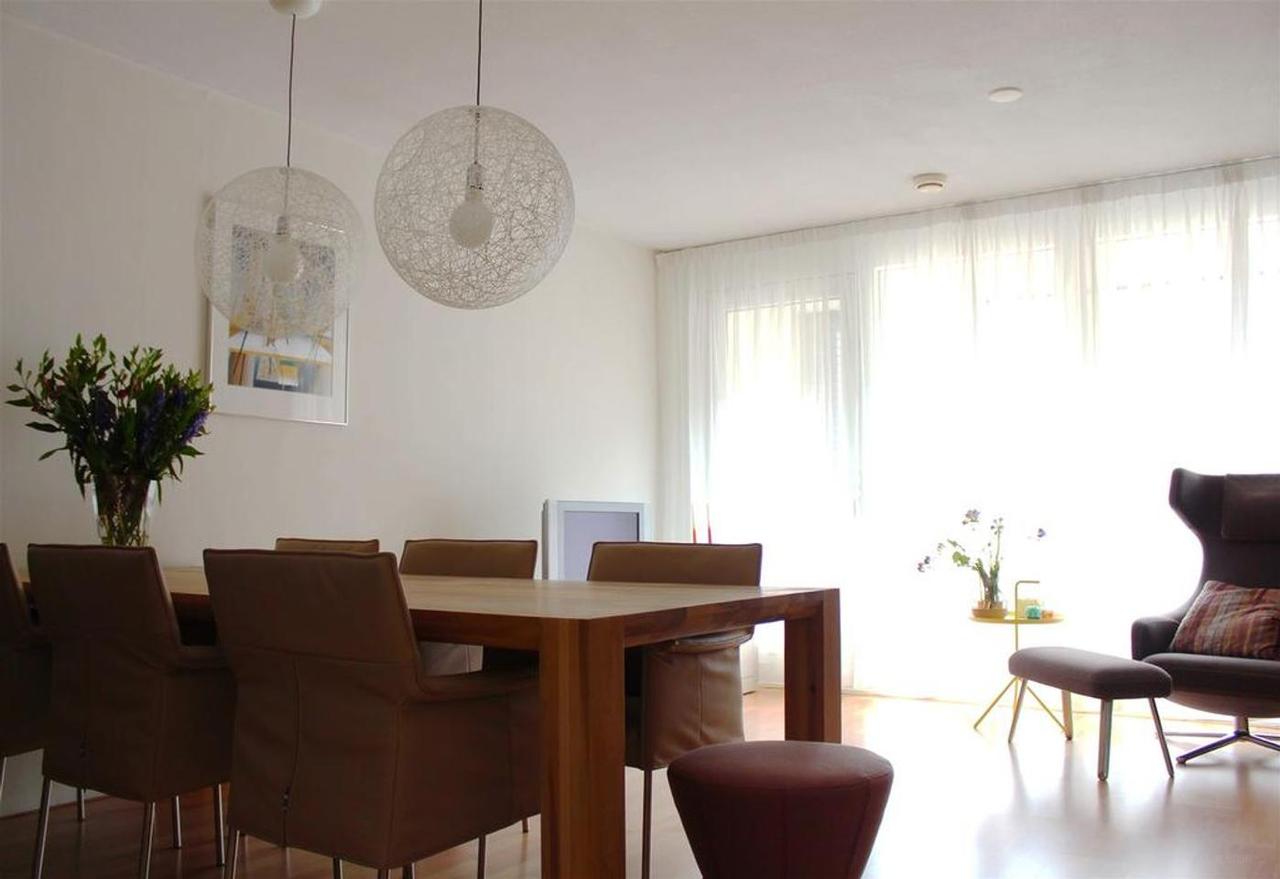 Bright 2-Bedroom Duplex with Balcony - Image 2