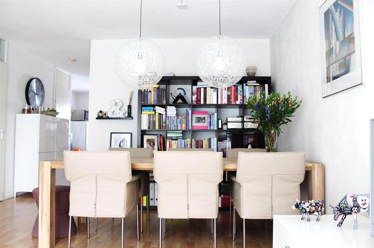 Bright 2-Bedroom Duplex with Balcony - Image 5