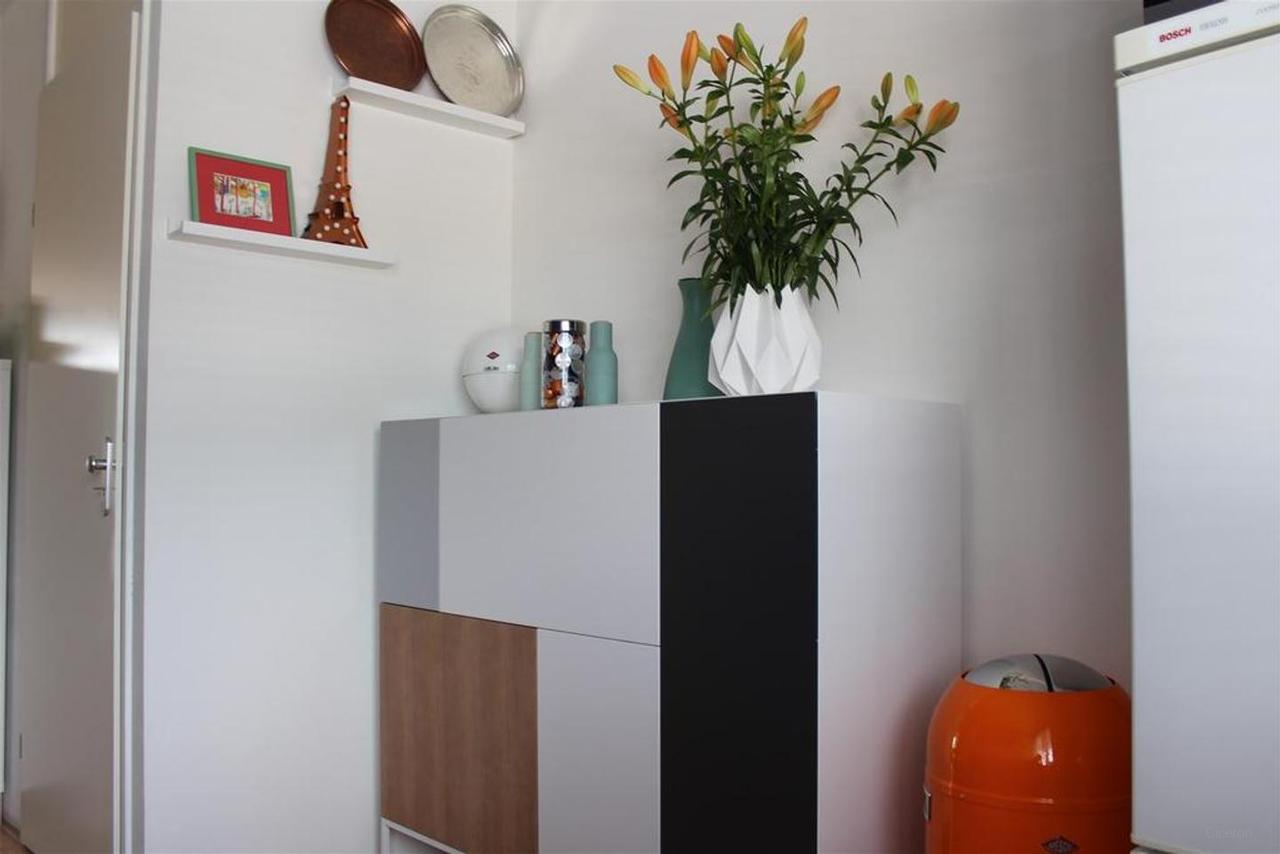 Bright 2-Bedroom Duplex with Balcony - Image 12