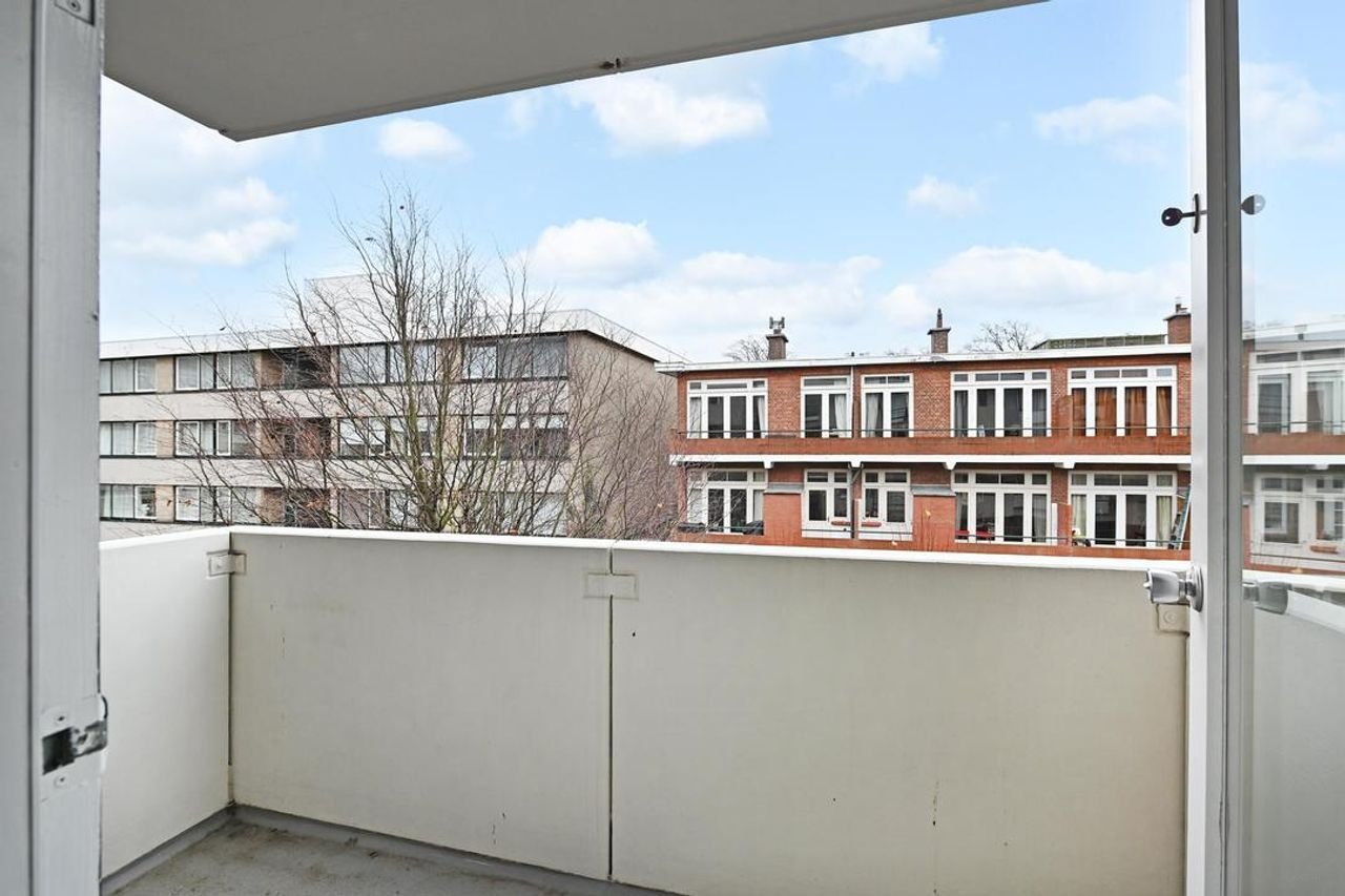 Spacious apartment (96m²) with kitchen island and energy label A - Image 11