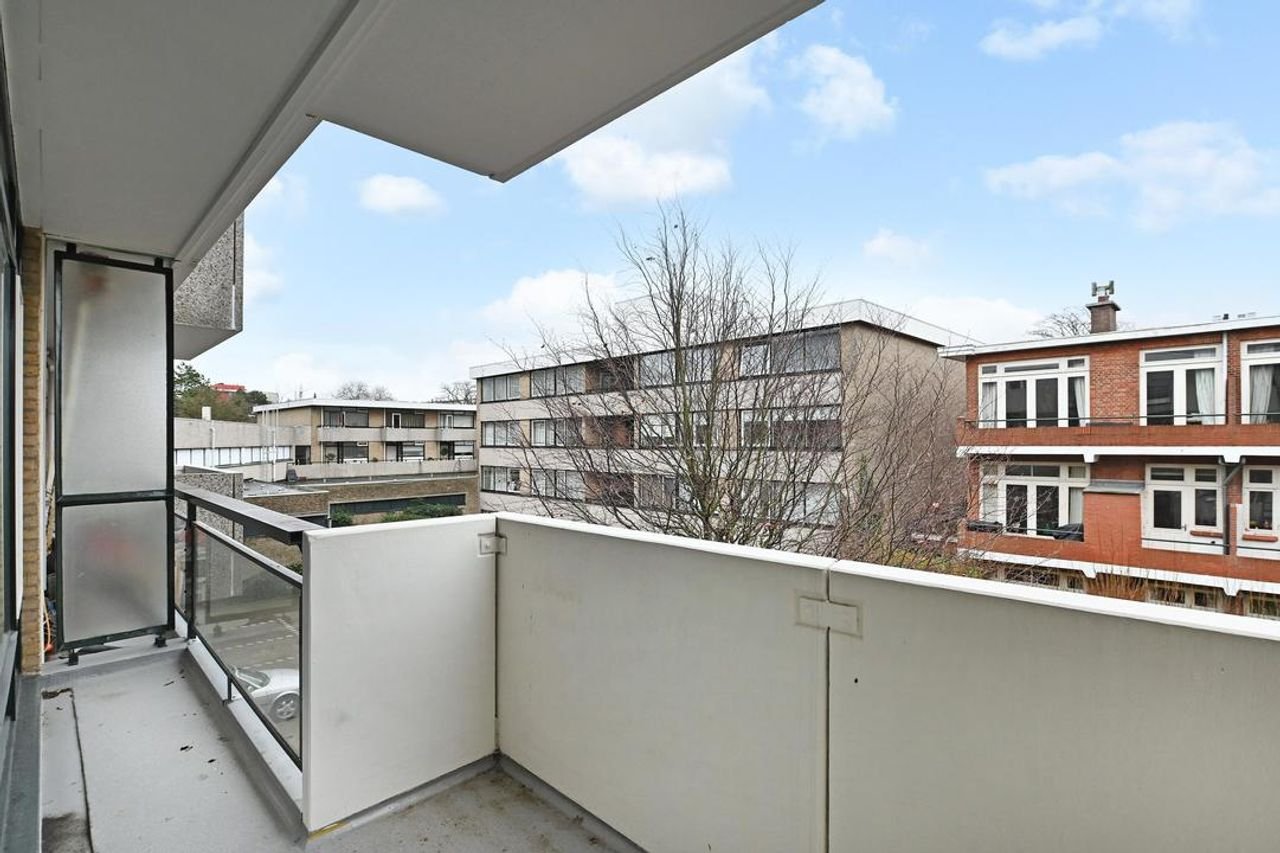 Spacious apartment (96m²) with kitchen island and energy label A - Image 12