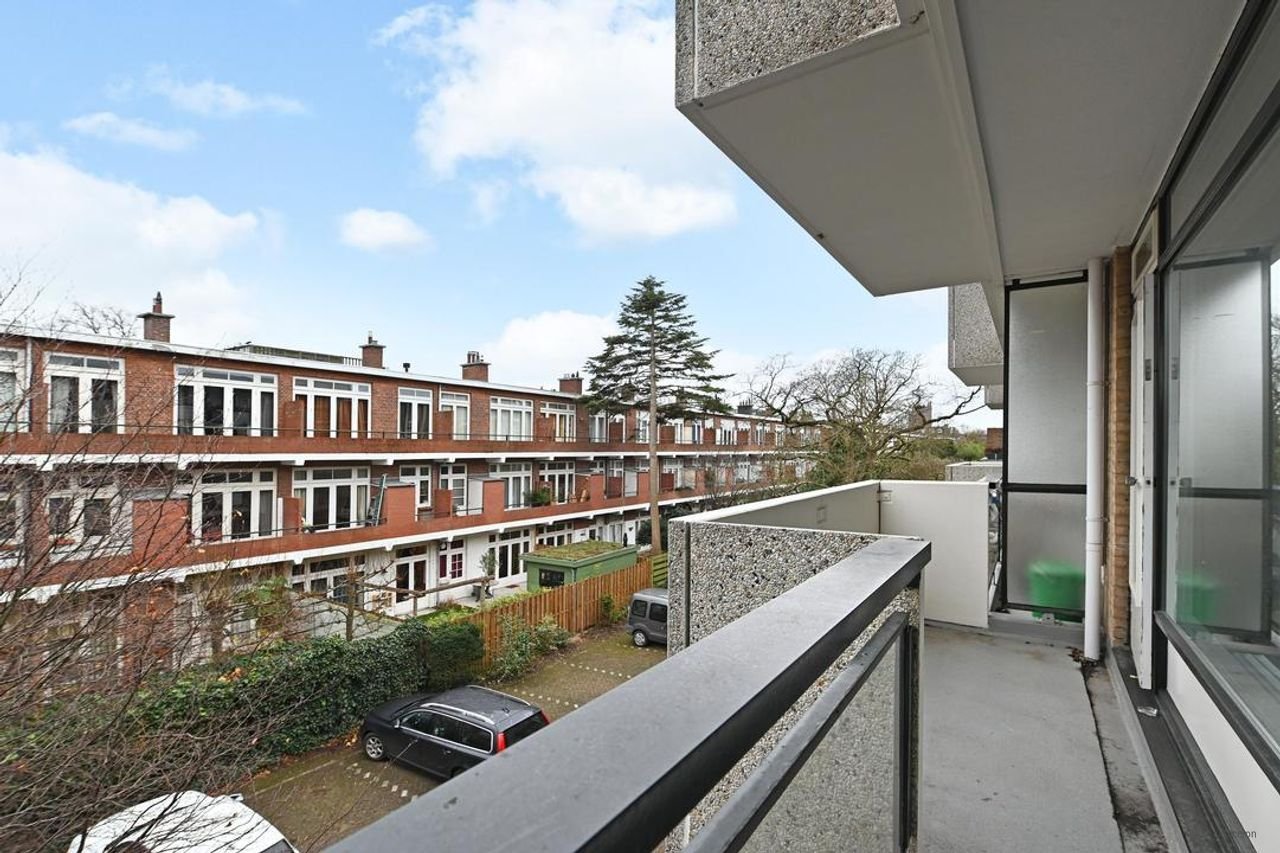 Spacious apartment (96m²) with kitchen island and energy label A - Image 13