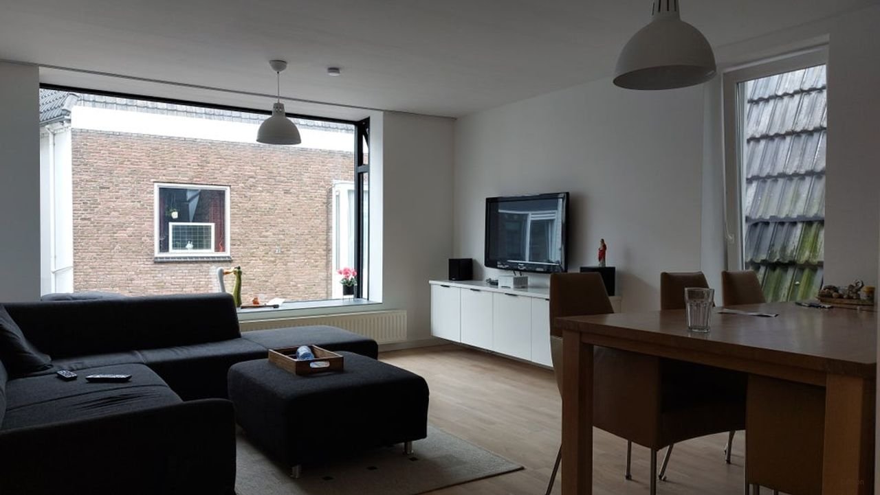 Spacious room on Plechelmusplein - Image 4