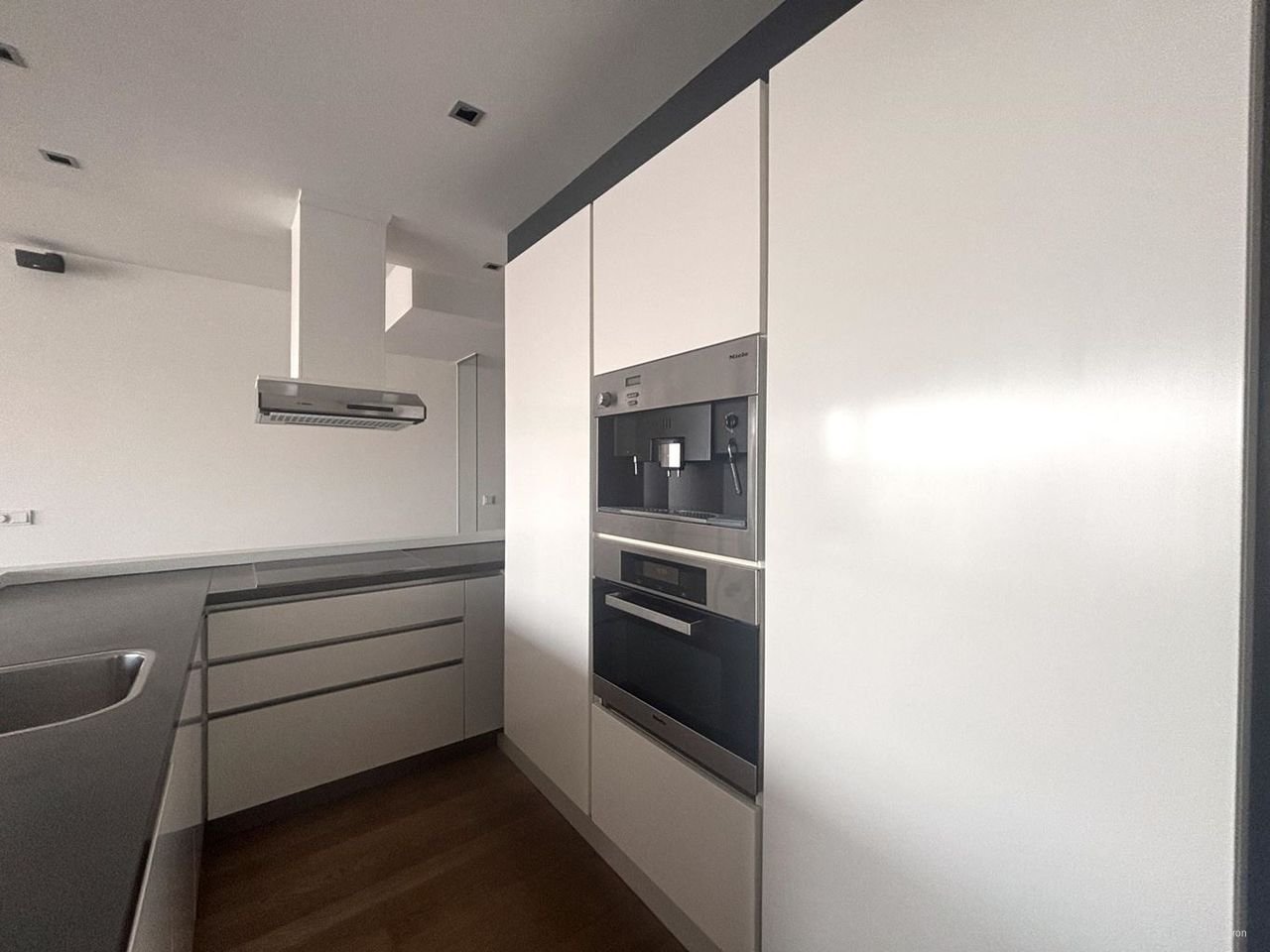 Gemeubileerd appartement met balkon in Villapark - Afbeelding 7