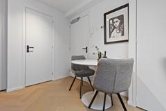 Furnished 1-bedroom apartment in city center - Image 7