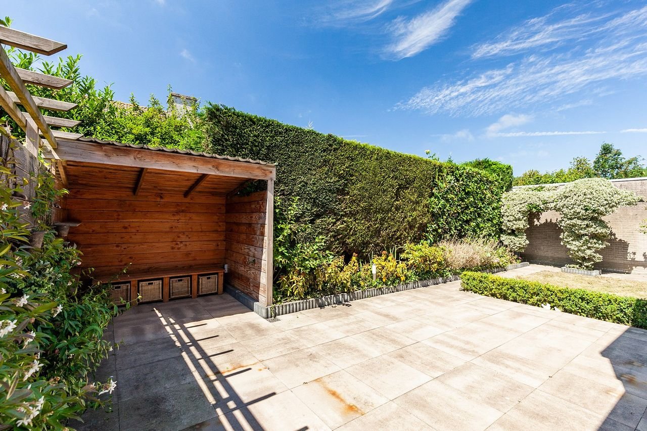 Bright family home (130 m²) with private garage - Image 29