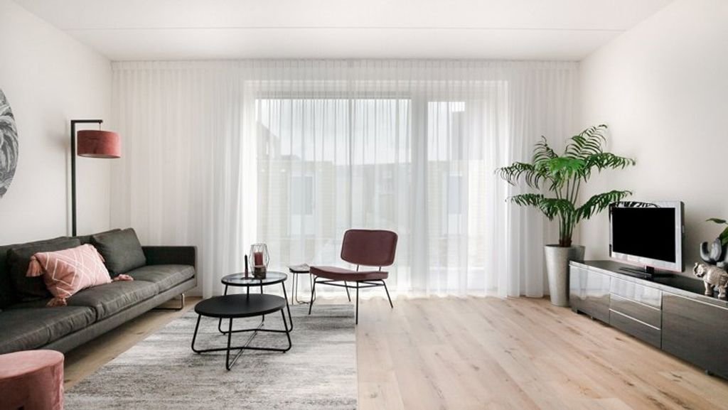 Gas-free corner house with 5 bedrooms - Image 3