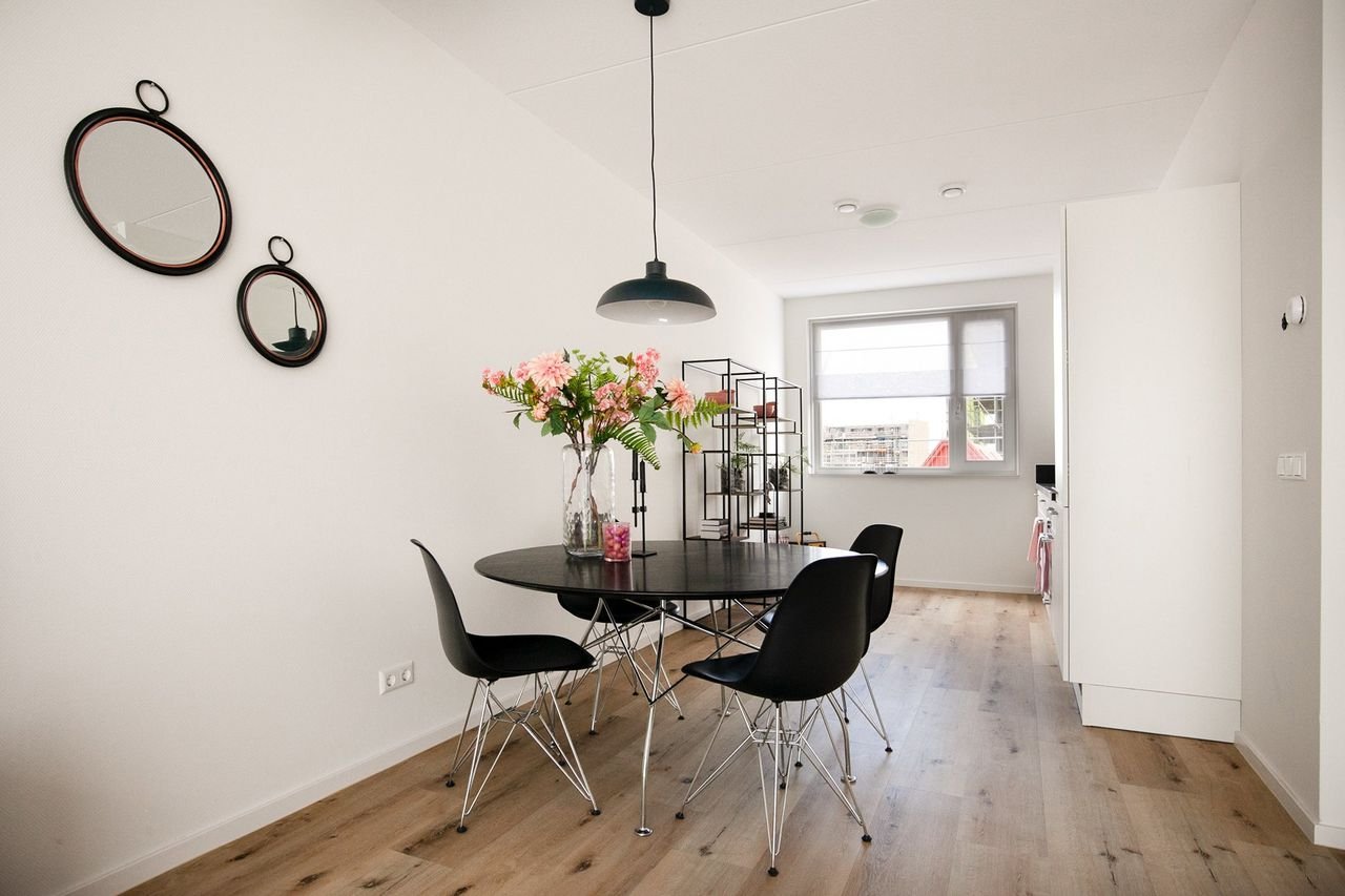 Gas-free corner house with 5 bedrooms - Image 10