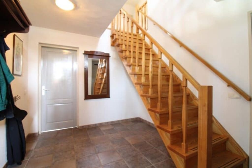 Detached House with 251m² in Wintelre - Image 3