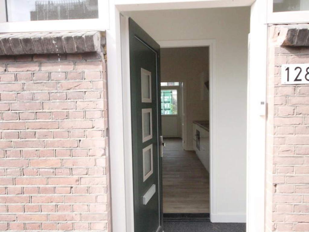 2-kamerappartement met grote gedeelde tuin - Afbeelding 1